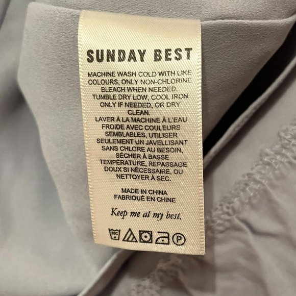 Sunday Best Aritzia, Long Sleeve Tara Satin Dress, Pearl Gray, US 2 - Picture 6 of 6